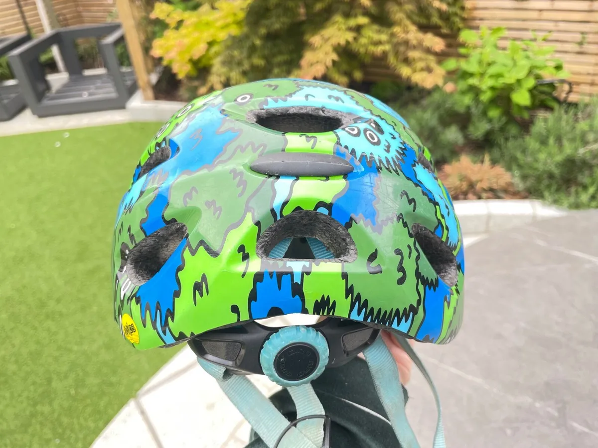 Giro Kids Helmet (MIPS technology) - Image 2