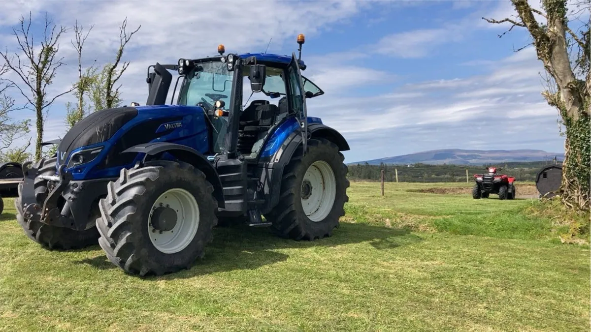 Valtra T154 - Image 1