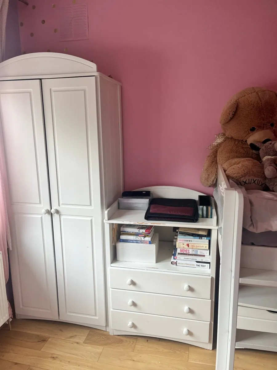 Kids bedroom - Image 2
