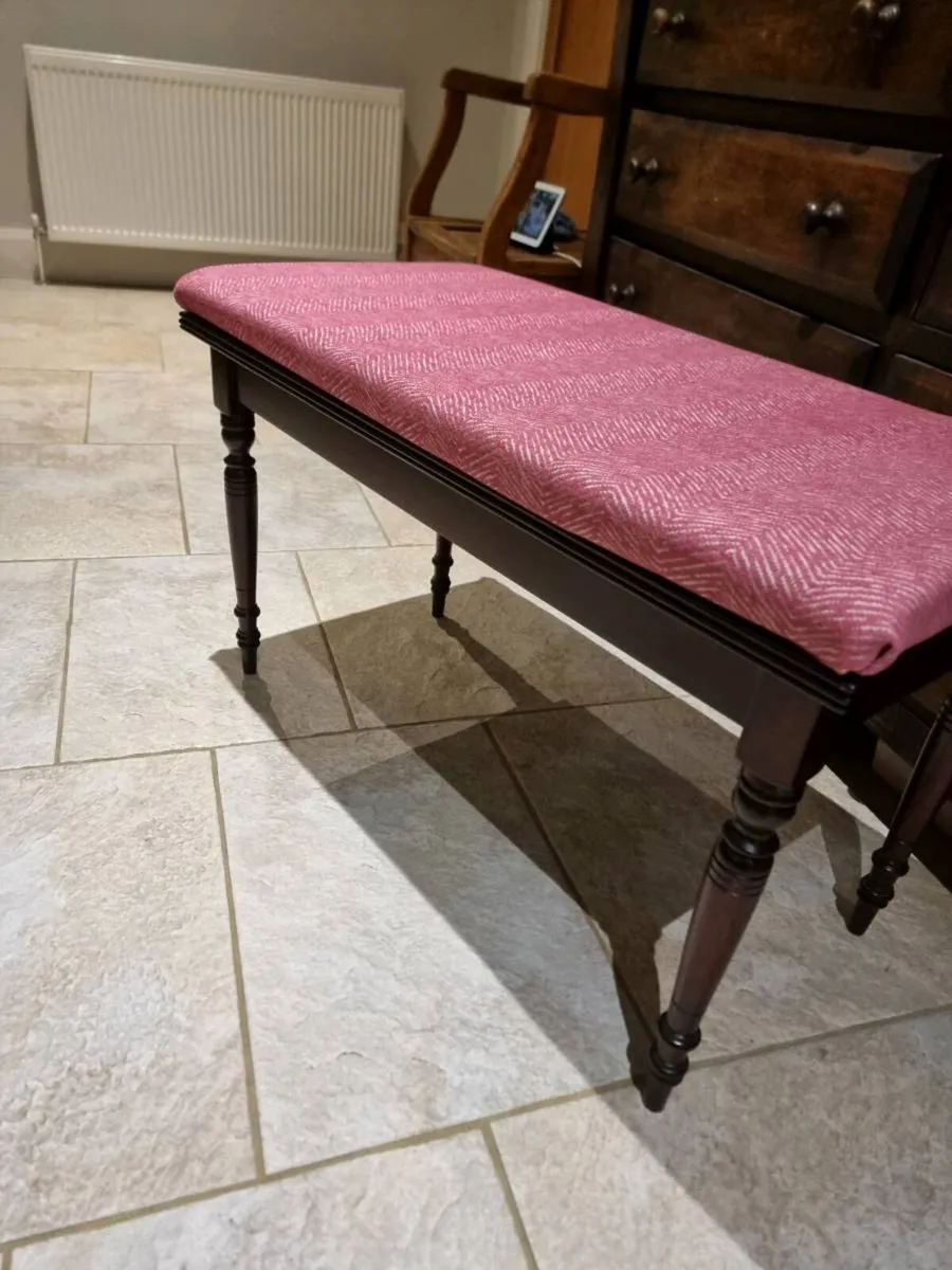 Beautiful Mahogany Bench...€95 - Image 1