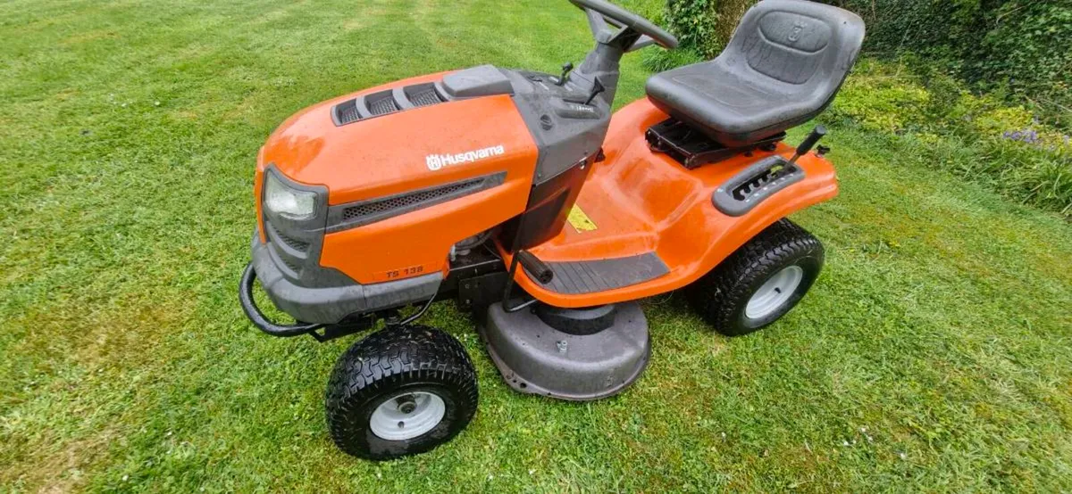 Husqvarna ts138 riden mower - Image 2