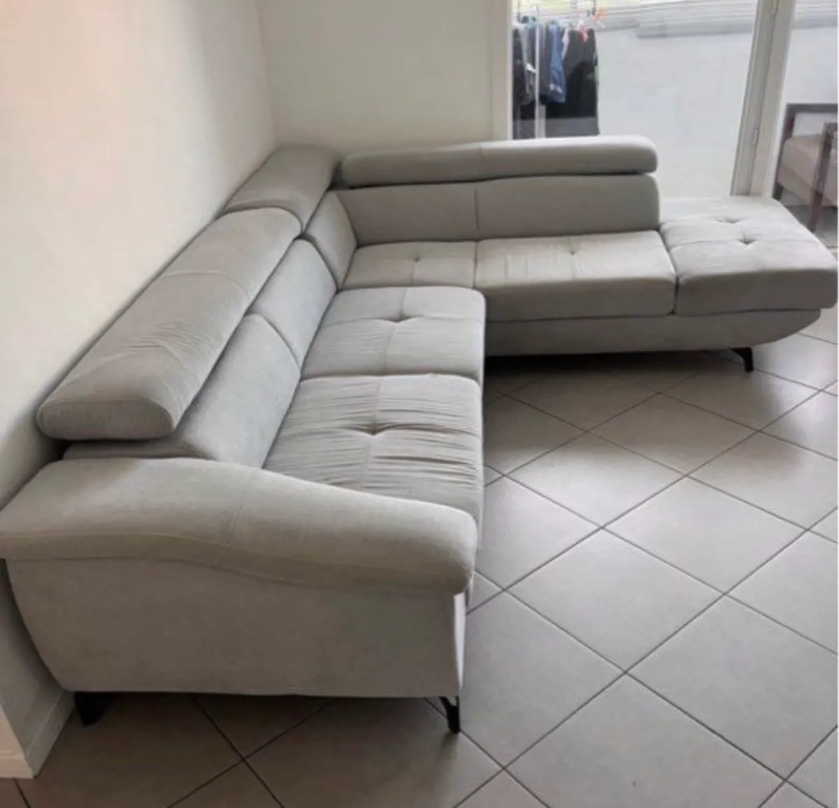 Modern corner sofa/sofabed - Image 2