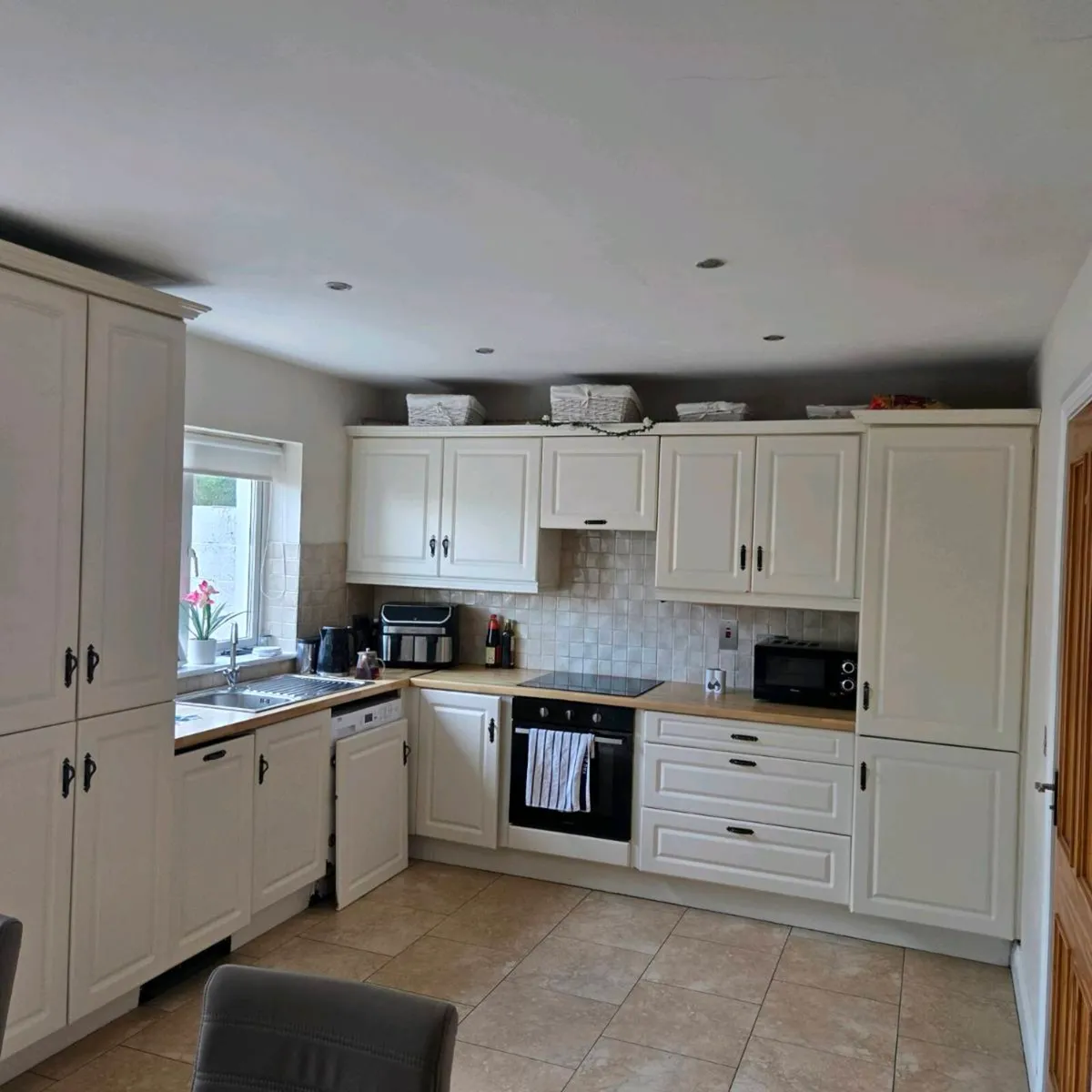 Kitchen - Image 1