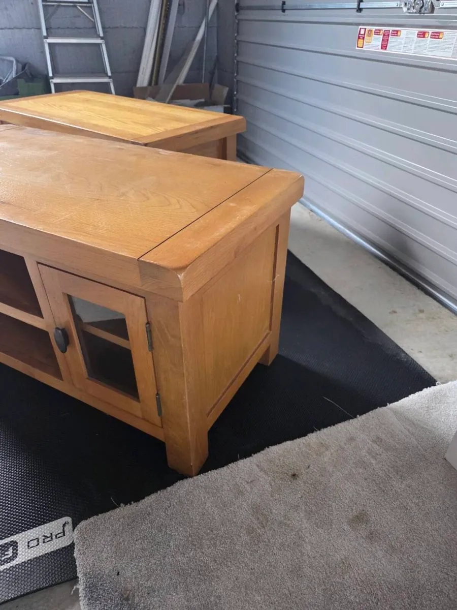 TV & Coffee units - Image 3