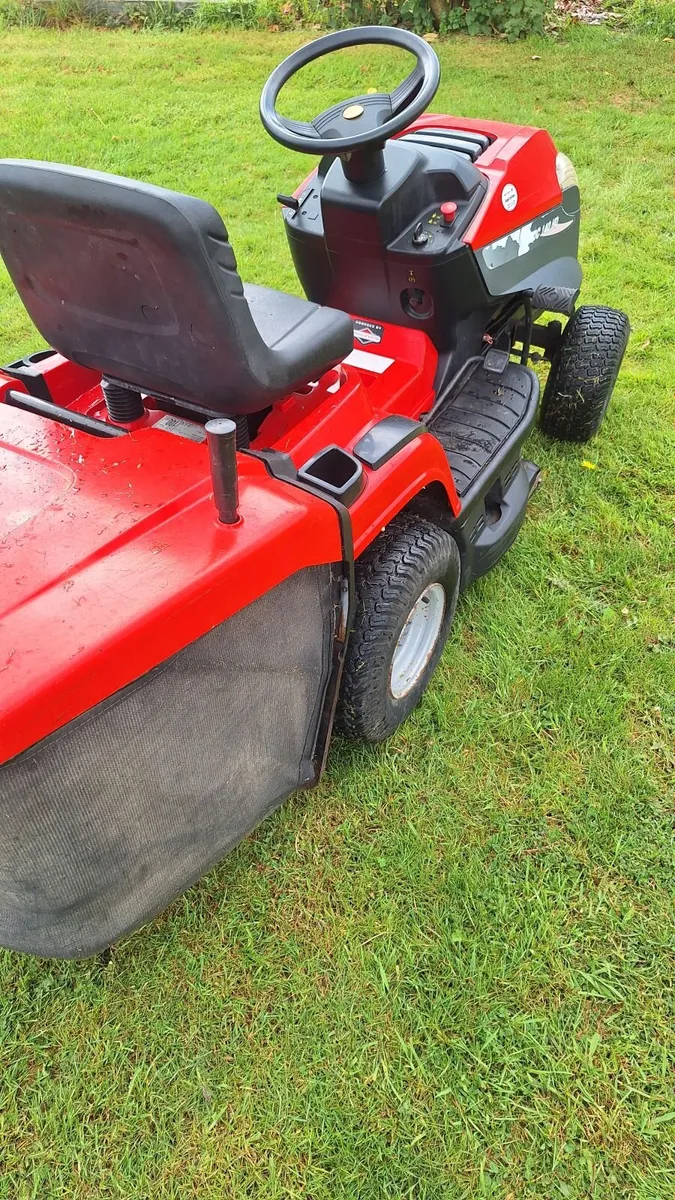 Ride on mower - Image 3
