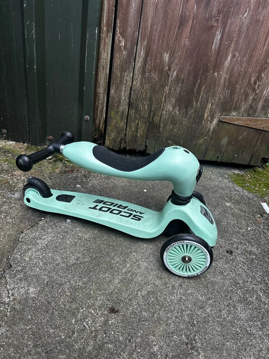 Push bike and scooter - Image 2