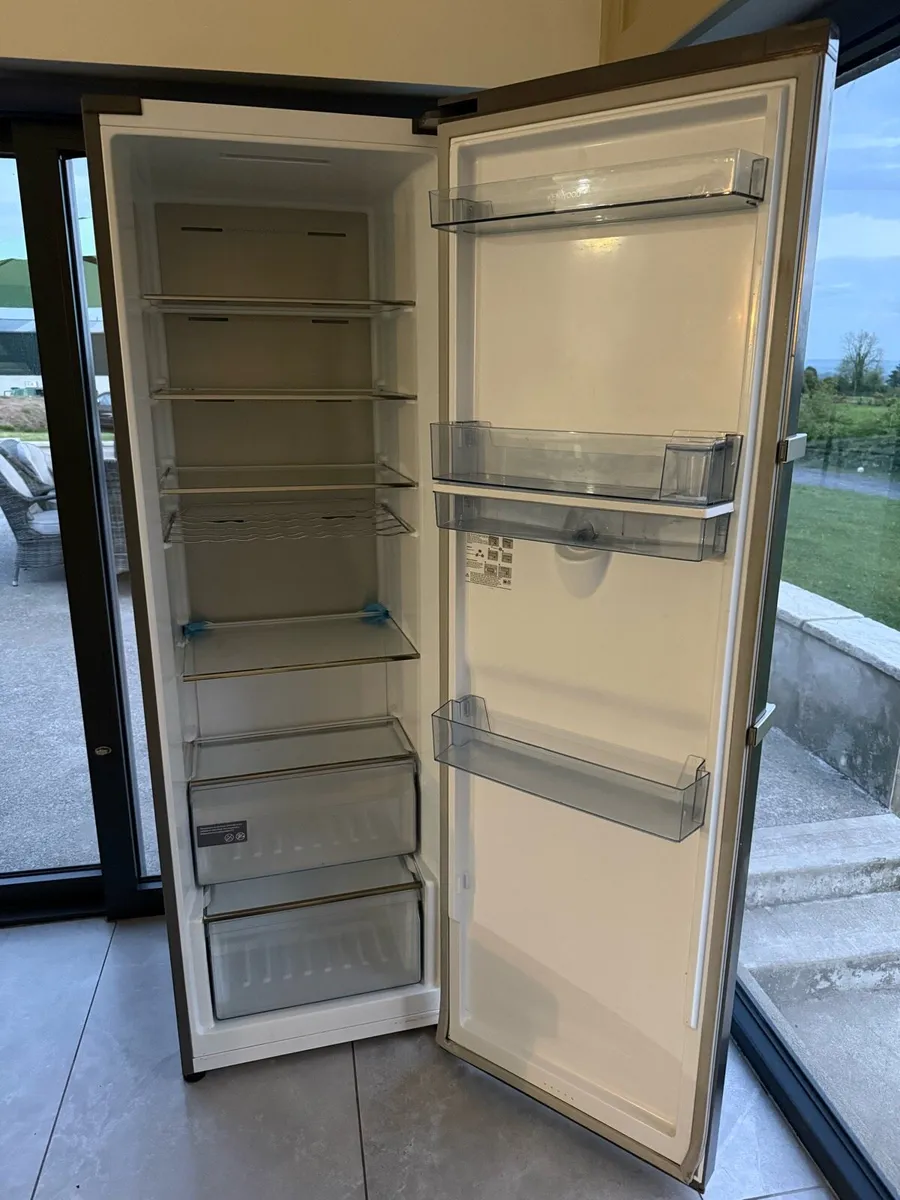 Fridge - Image 2