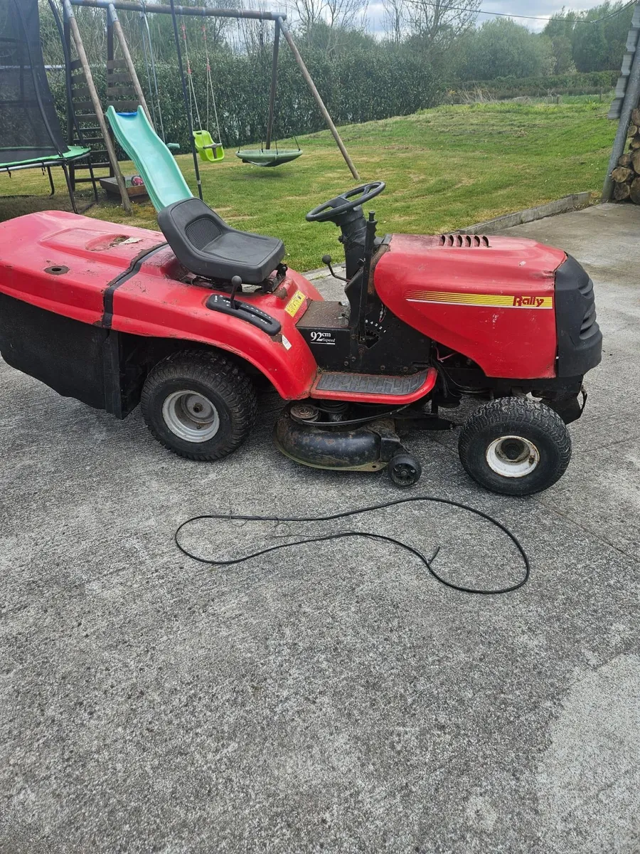 Ride on Lawnmower - Image 1
