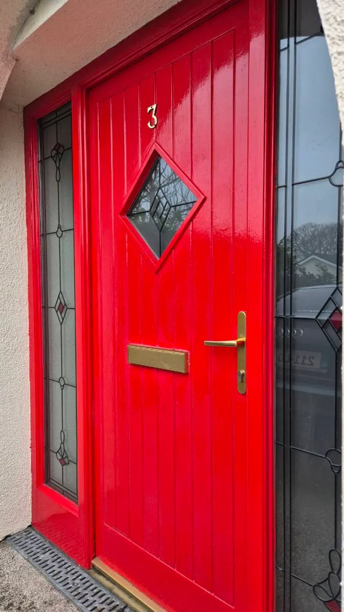 FRONT DOOR WITH SIDE GLASS AND OUTDOOR LIGHTS - Image 3