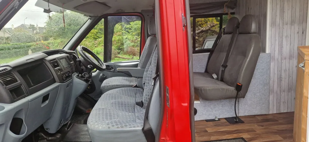 Campervan Red Transit 5 seater 2.2 diesel 2007 - Image 1