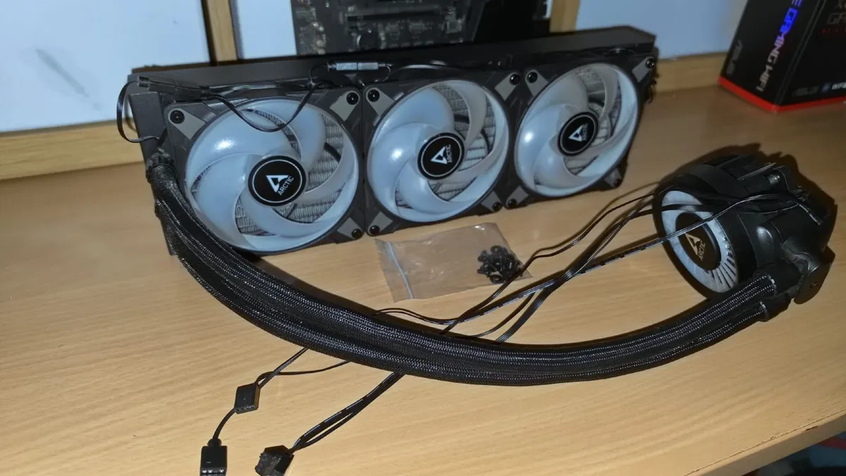 Ryzen 7 5800x, MSI Unify 570x, 16GB RAM, AiO - Image 4
