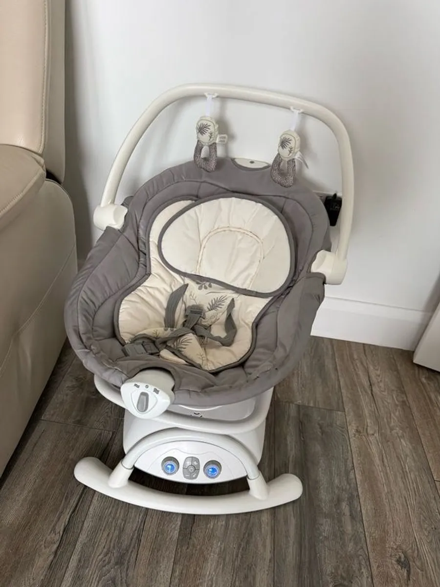 Joie Sansa 2-in-1 Rocker/Swing - Image 4