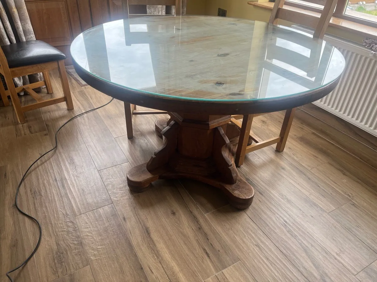 Kitchen table