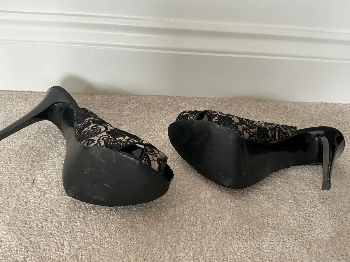 Guess open toe sling back high heal shoe - Image 3