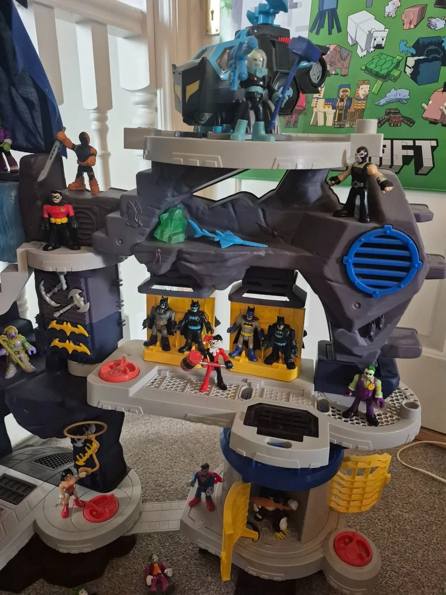 Toys - Image 2