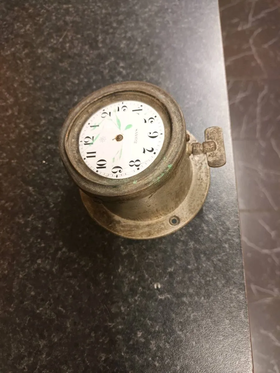 Veteran Car Clock - Image 1