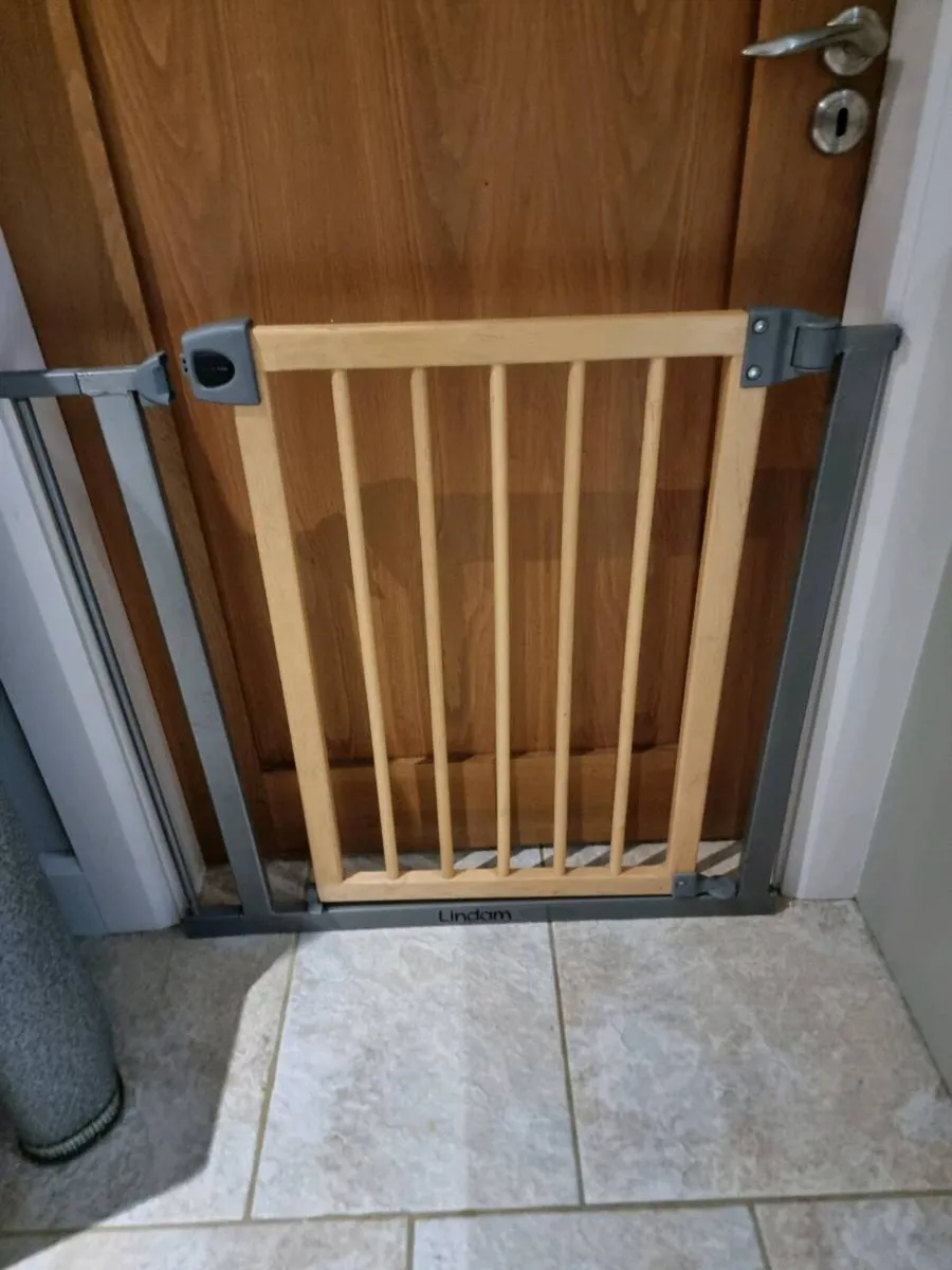 Lindham Wooden Baby Gate...€25 - Image 1