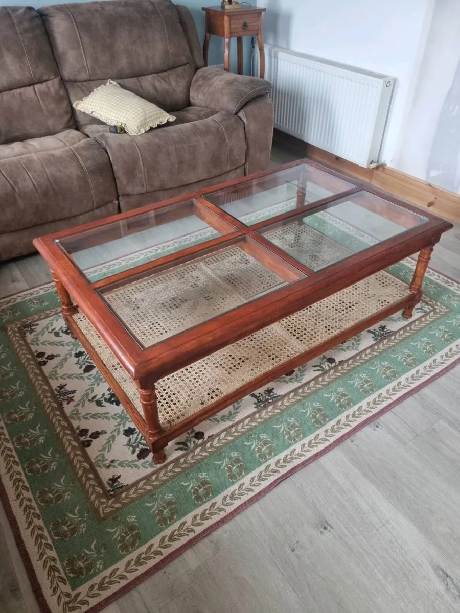 Coffee table - Image 1