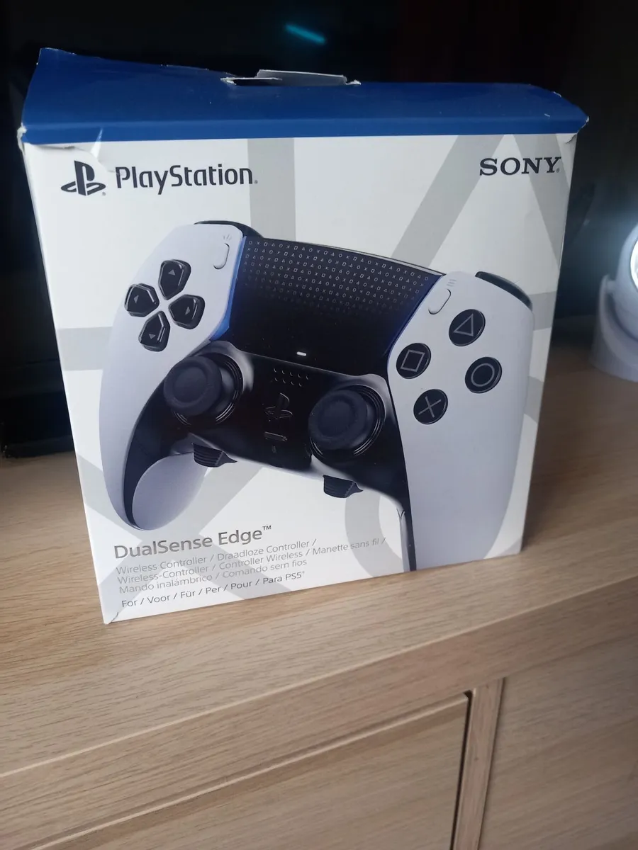 PlayStation5 dualsense edge controller - Image 2