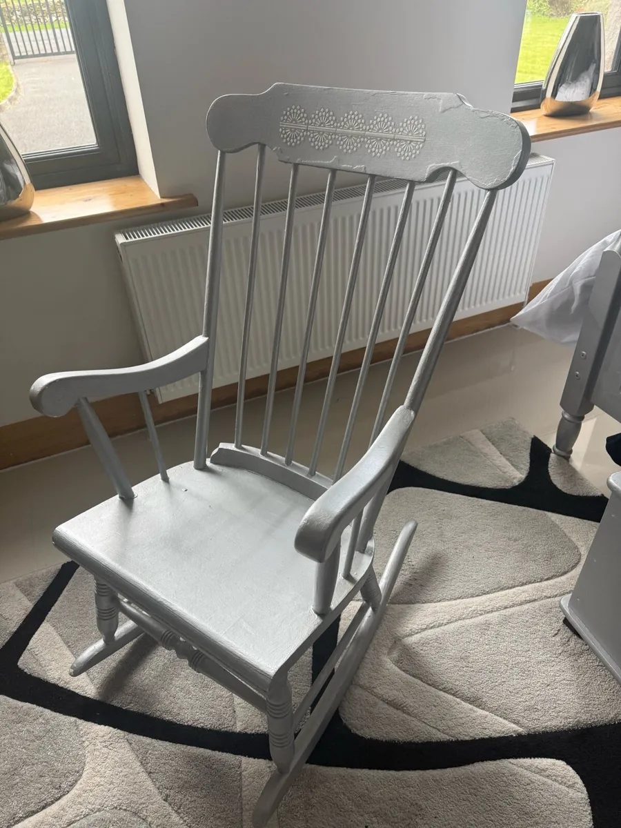 Rocking chair - Image 3