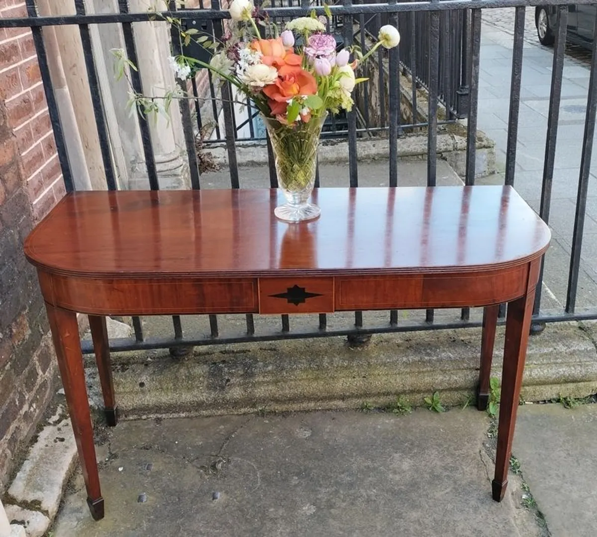 Antique Sheraton inlaid mahogany Console Table - Image 3