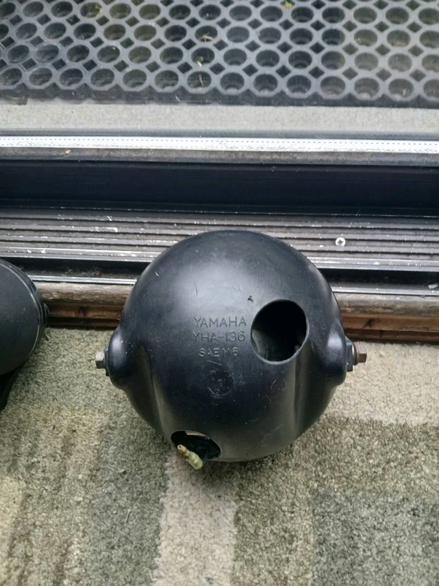Yamaha DT Parts ,Yamaha R5/DS7 Tank TZR 125 Clocks - Image 2