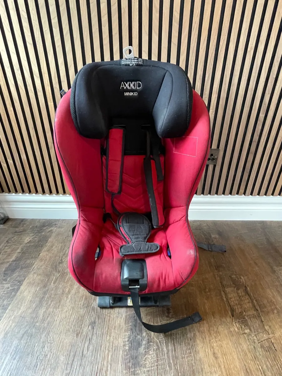 Car Seat - Image 3