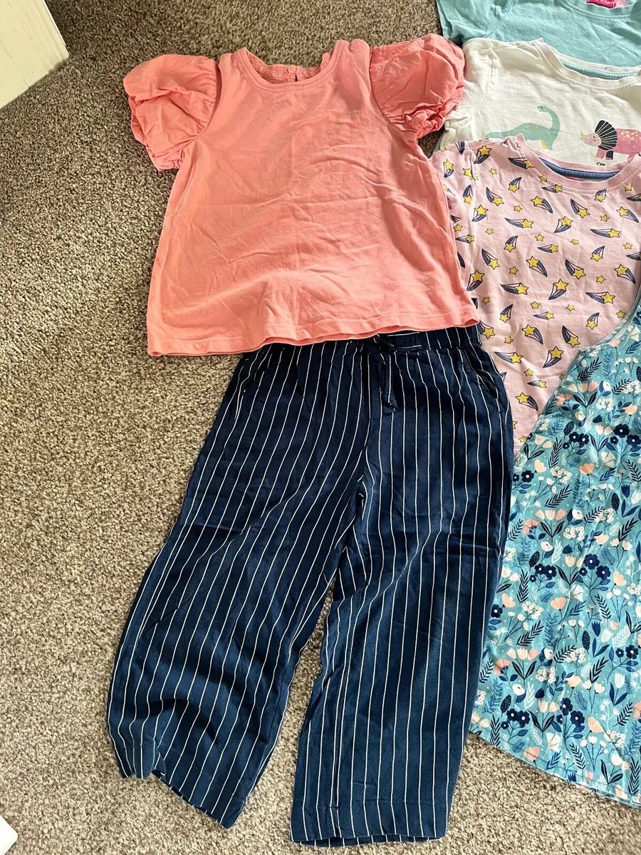 Girls clothes bundle 5/6 y - Image 3