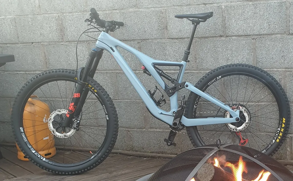 Mountain Bike - Image 2