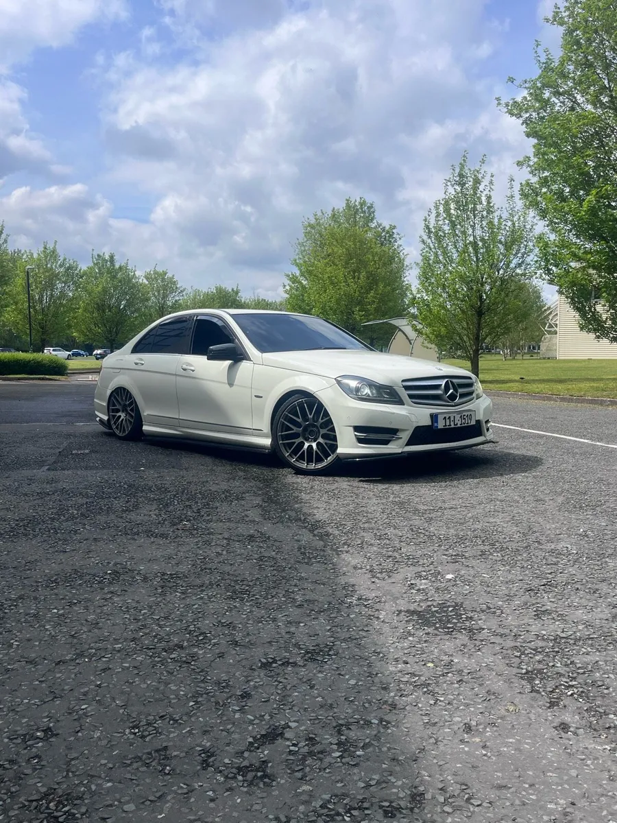 Mercedes c220 amg - Image 3