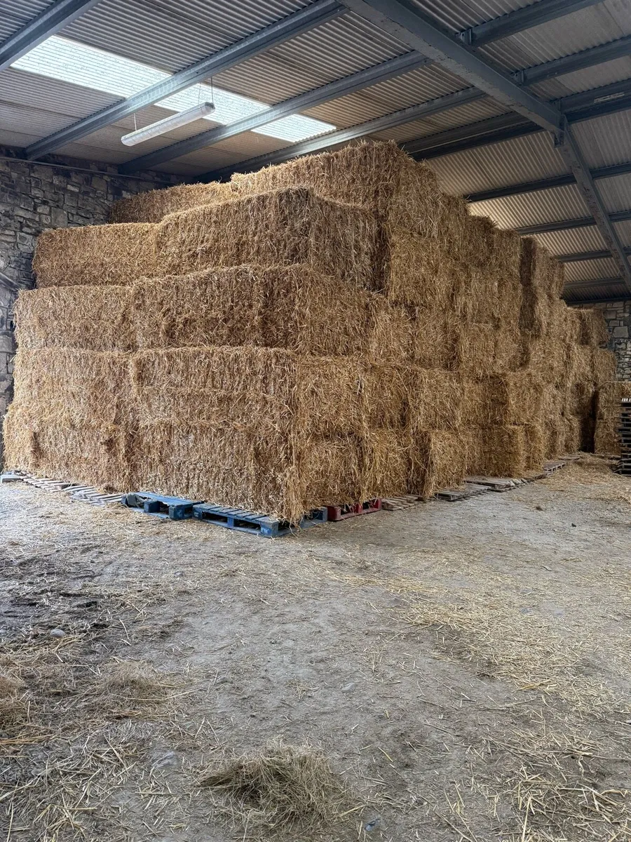 8x4x3 straw - Image 1