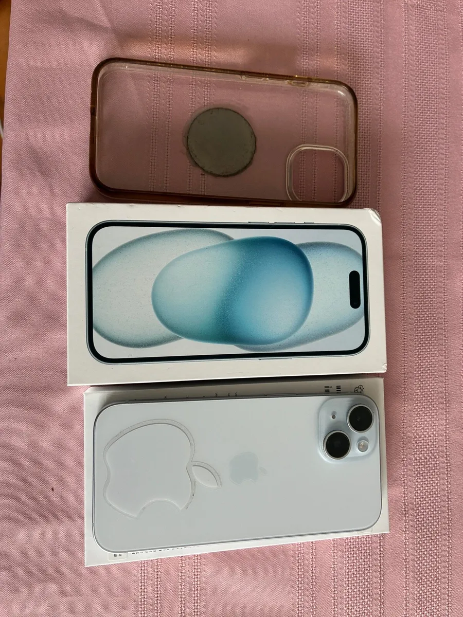 iPhone 15 - Image 2