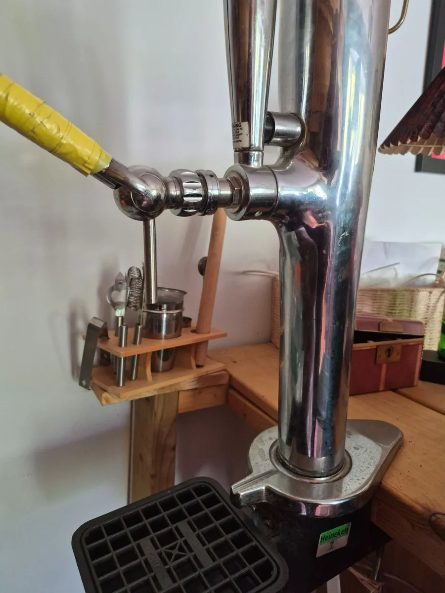 Beer taps - Image 4