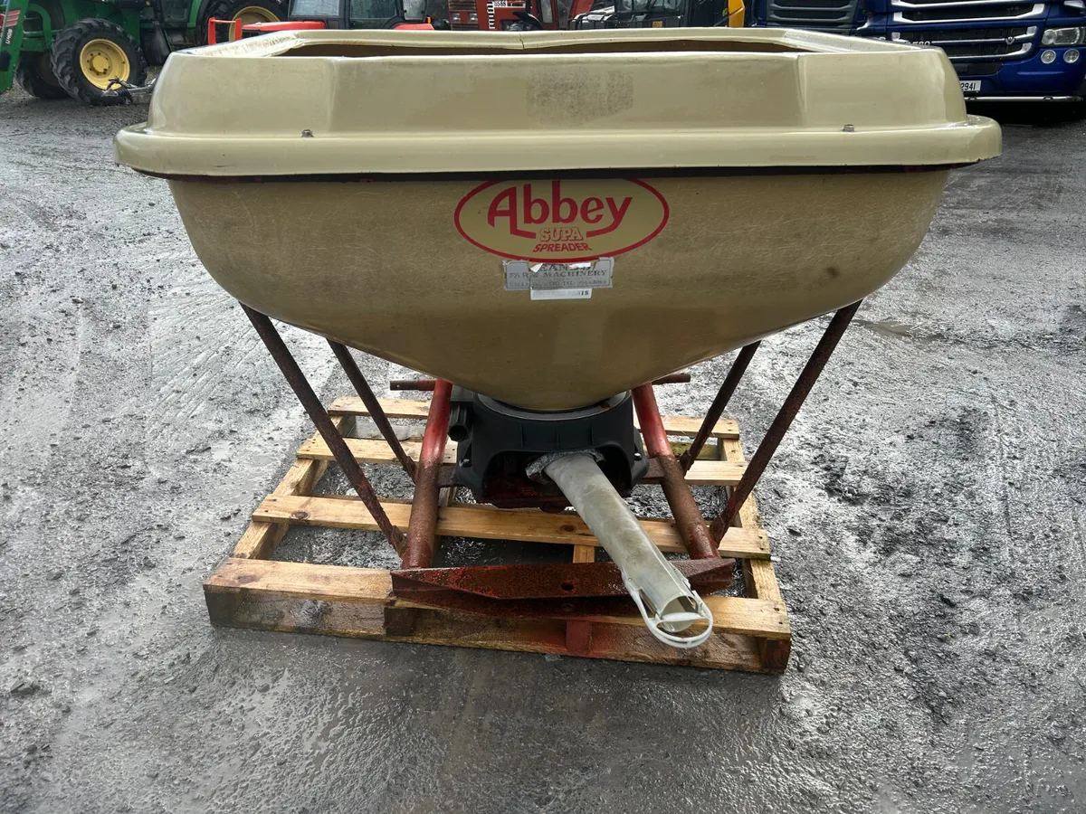 Abbey PA550 Fertiliser Spreader - Image 1