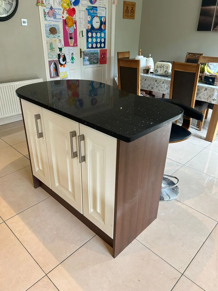 Kitchen - Image 4