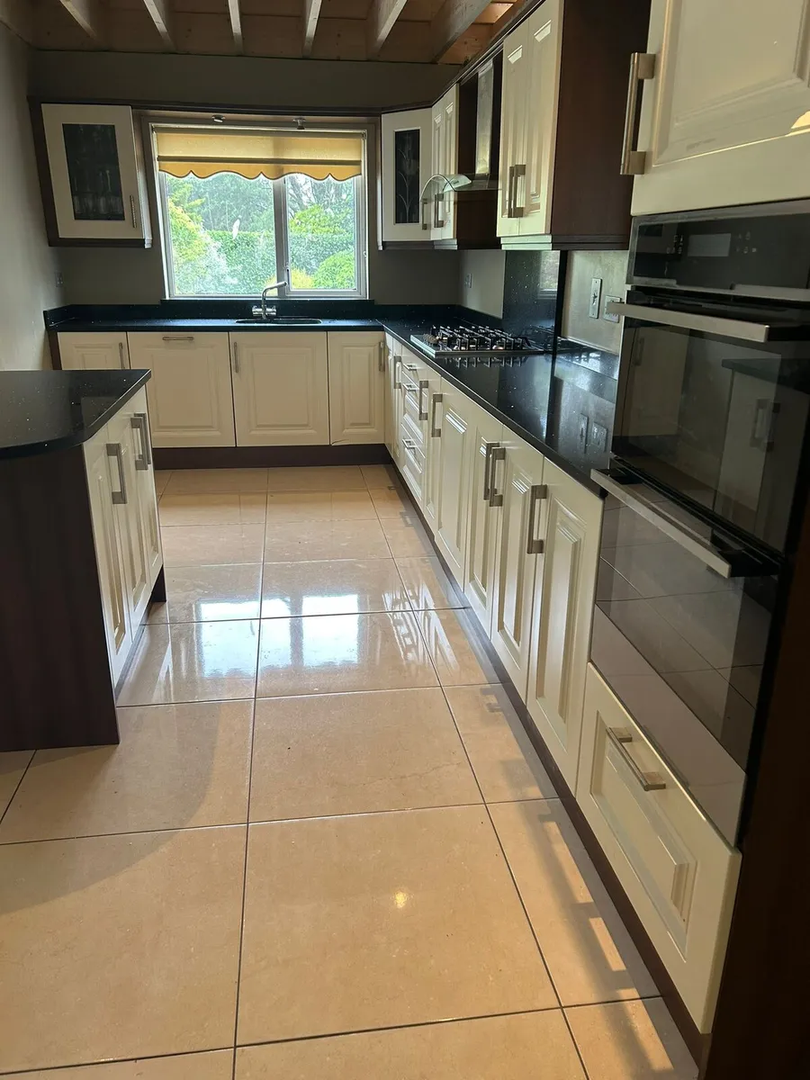 Kitchen - Image 1