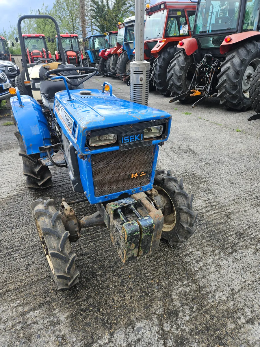 Iseki compact tractor - Image 3