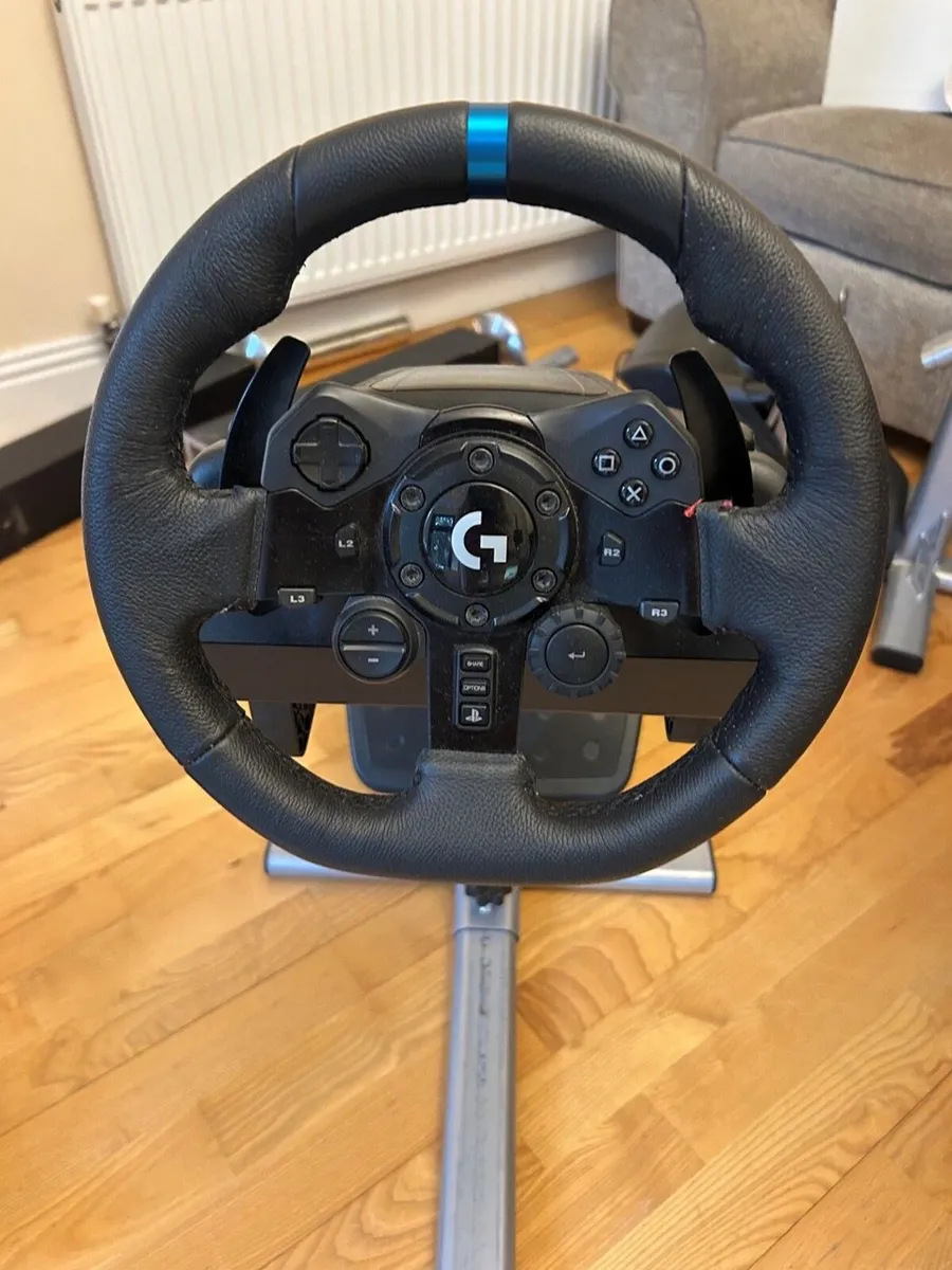 Logitech G G923 Racing Wheel and Pedals - Image 4