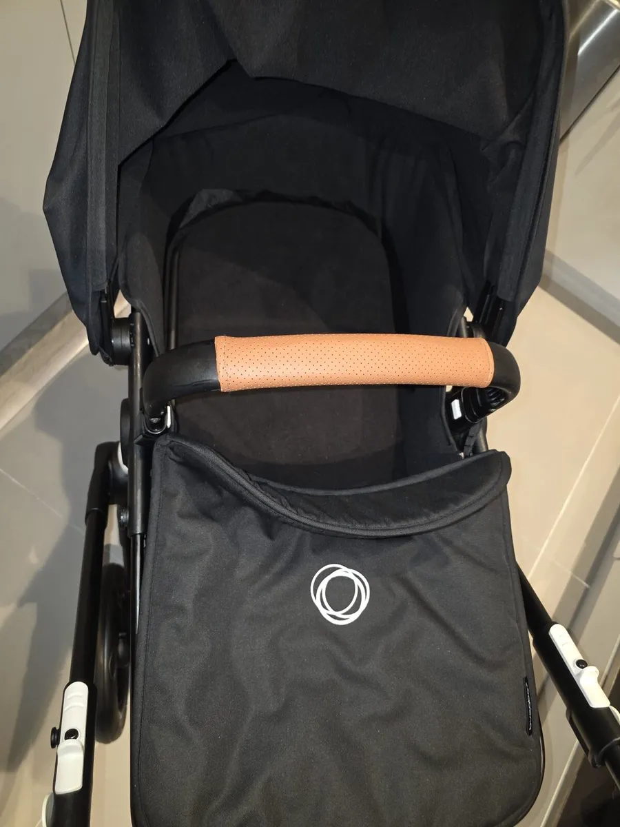 As New Bugaboo Fox 3 - Image 4