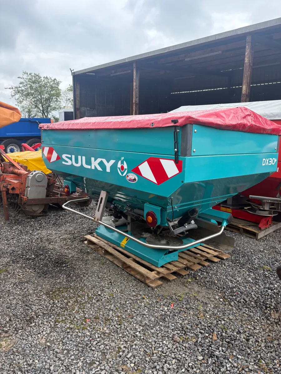 Sulky Fertiliser Spreader - Image 1