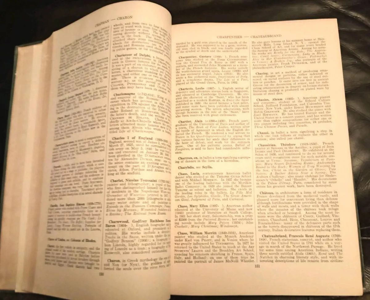 Thesaurus Of The Arts Book 1943 - Image 2