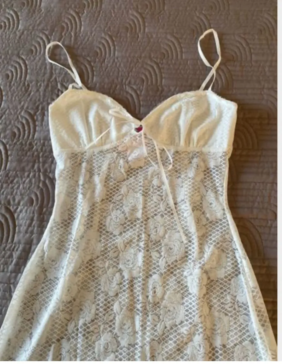 BNWT Edikted Ayala Lace Sheer Minidress - Image 2