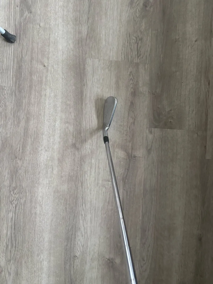 Titleist AP2 irons 4-PW - Image 2