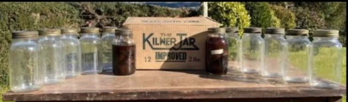12 1952 Kilner preserve jars - Image 4