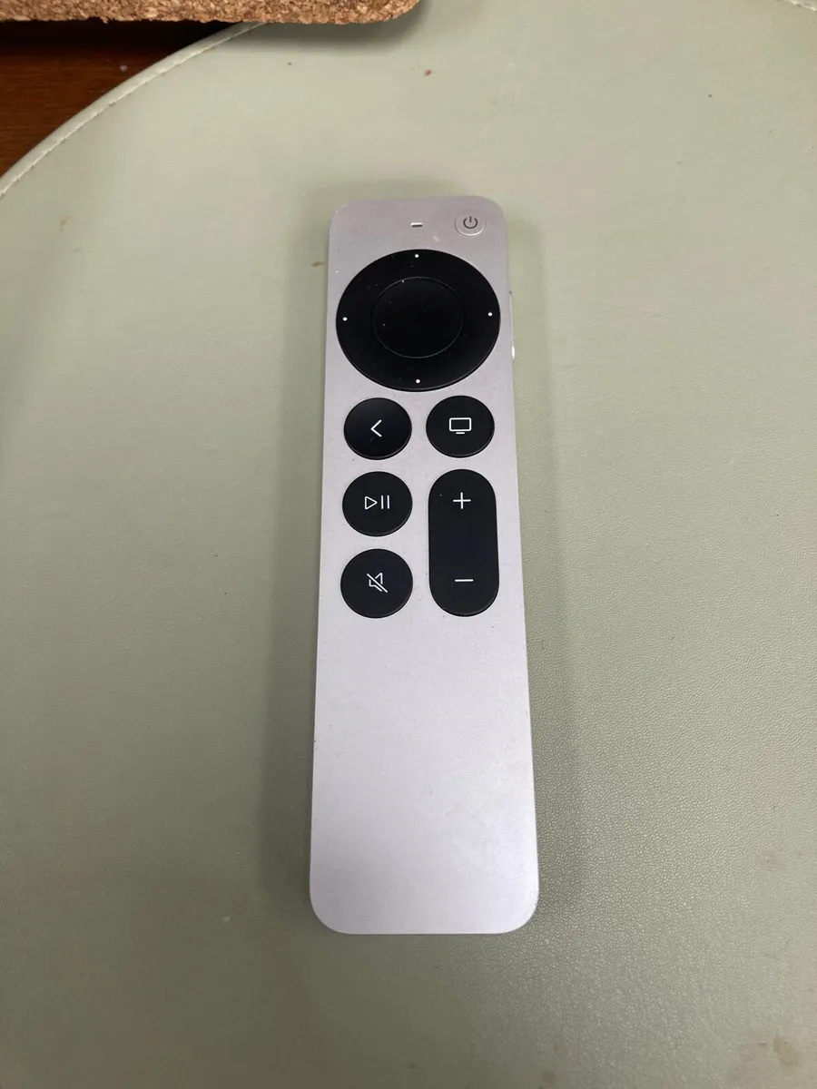 Apple TV Remote (not responding) - Image 1