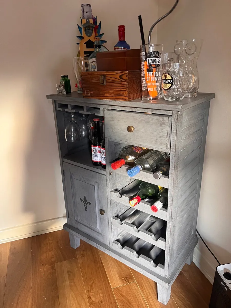 Bar - Image 2