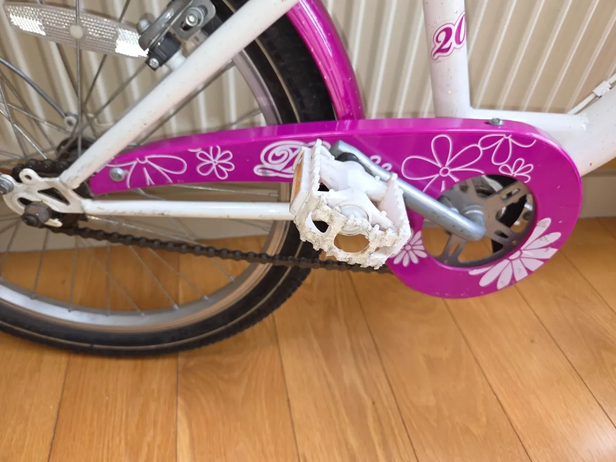 Girls 20” Bike + Helmet (Micro) – Pink Paris Style - Image 2
