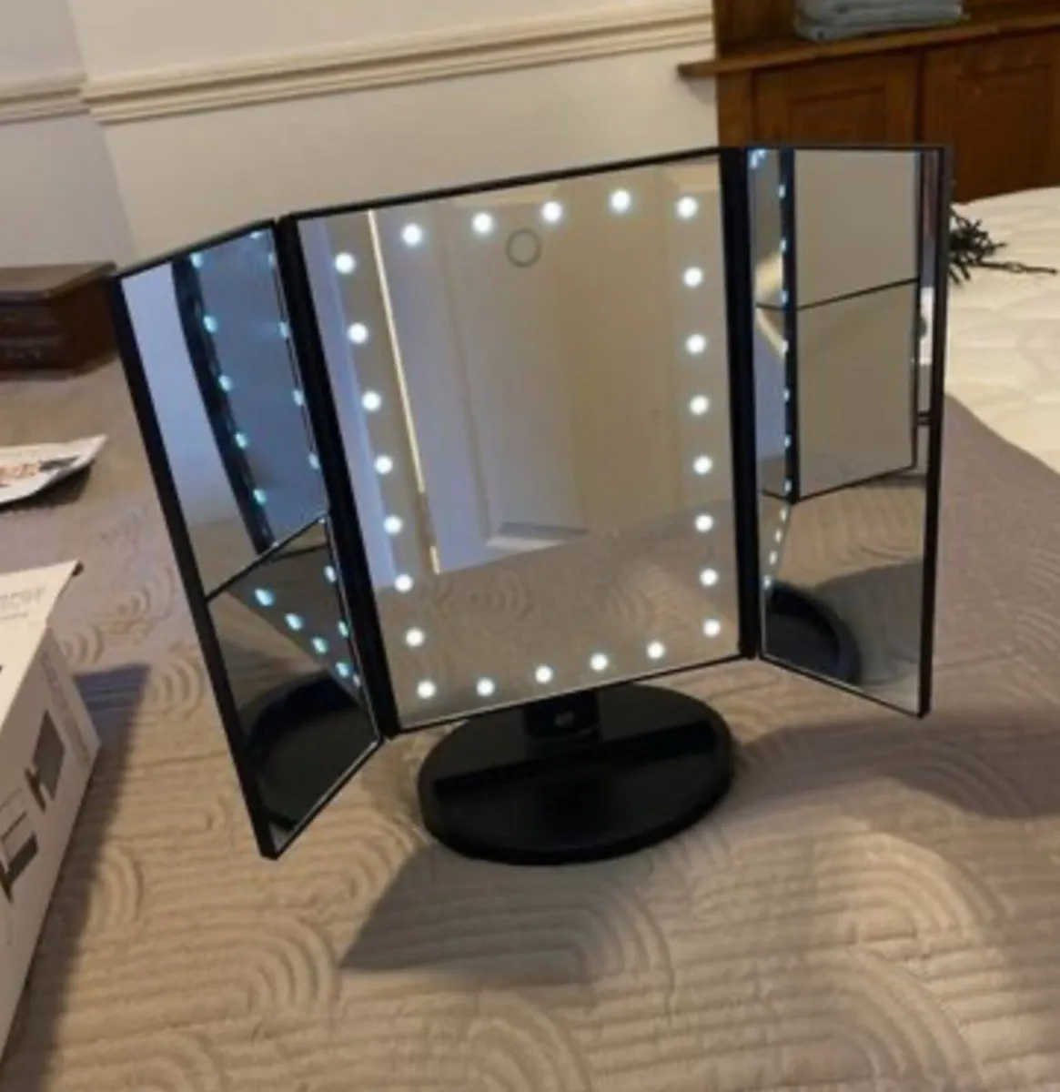 24 LED Make-Up Mirror - Image 2