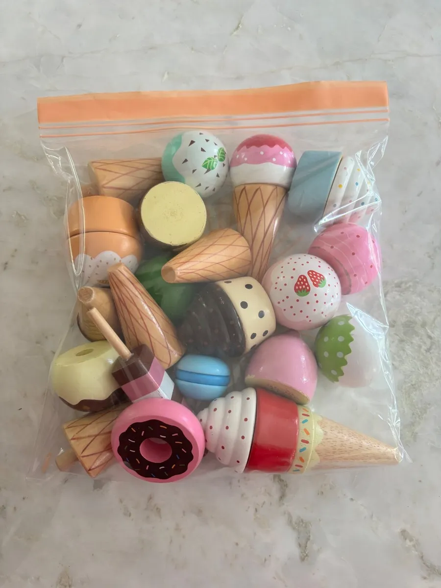 Wooden Sweet Cart - Image 4