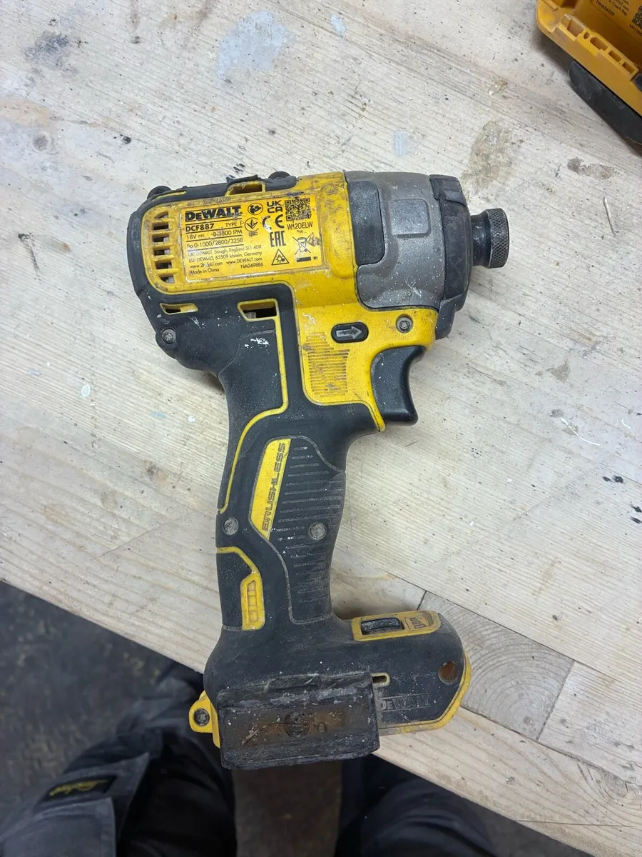 Dewalt Drills and Drivers - Image 4